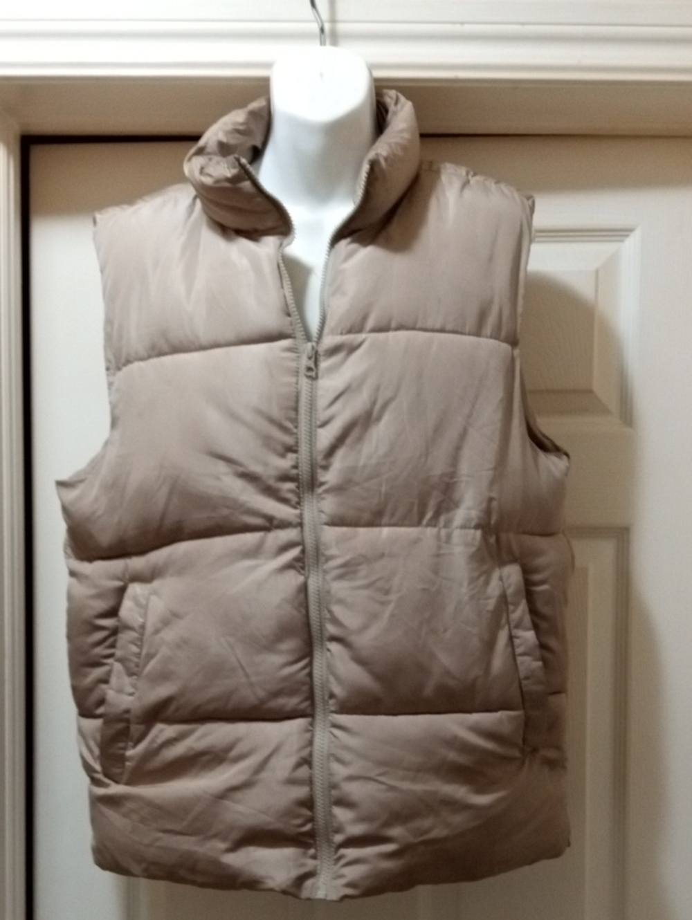 💲5⃣▶Beige Quilted Puffer Vest -men
